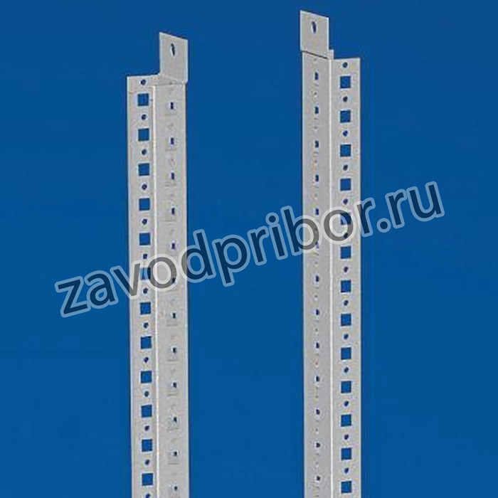 Комплект стоек верт. для шкафа RAM BLOCK CQE (к-т 2шт) DKC R5MVE22