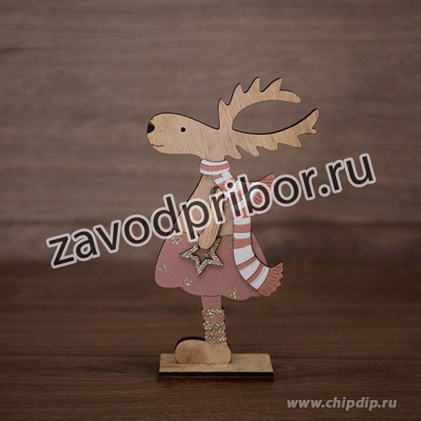 504-006, Деревянная фигурка Рождественский Олень Розовый 10,5x4x18 см