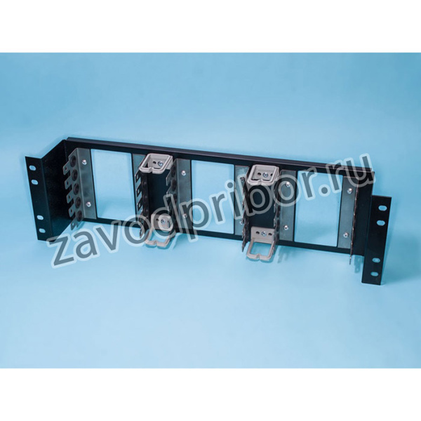 F447, Опорная рама 19" на 15 плинтов, 3U