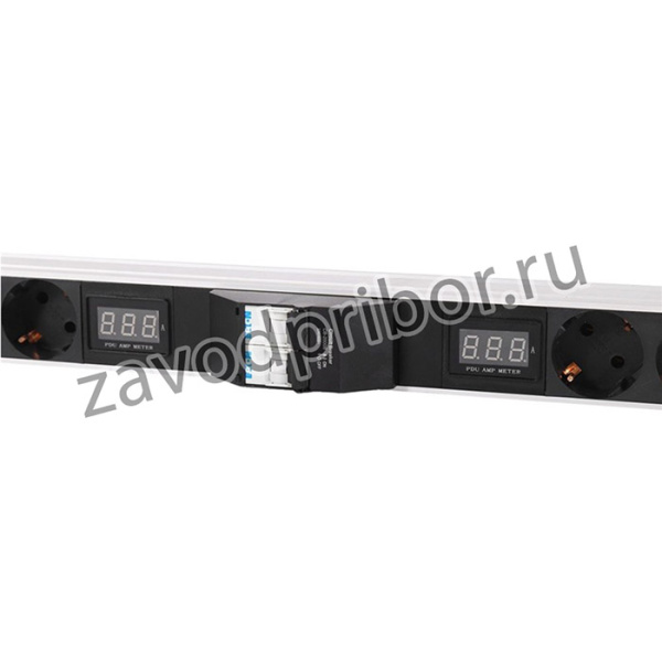 ЦМО Верт. блок розеток Rem-32 с авт., и амп., 24 Schuko, 32А, алюм., 42-48U, колодка (R-32-24S-A-Am-1820-K)