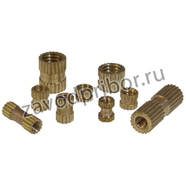закладная с отверстием M2.5, L=8мм