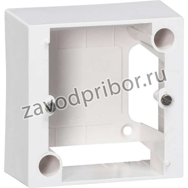 Коробка накладная для розеток 20А, 82х82мм, 40мм глубиной, сл. кость