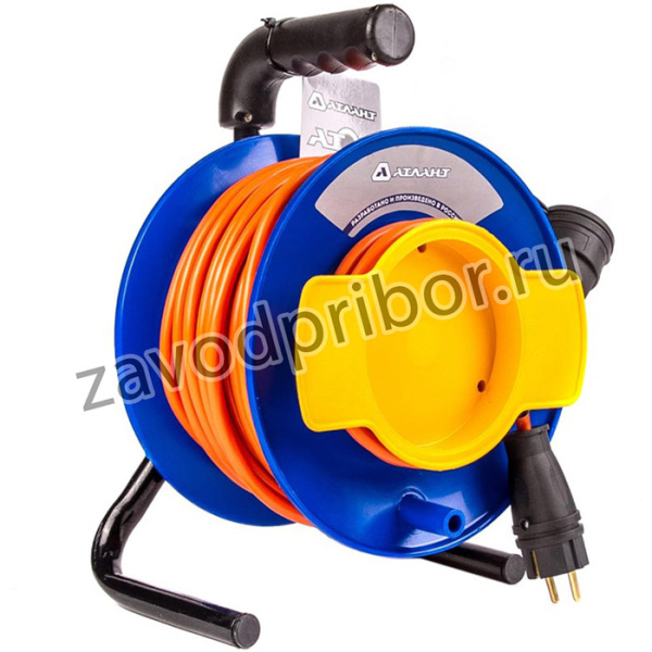 Удлинитель ПВС Атом 2х1 30м на садовой катушке 40275